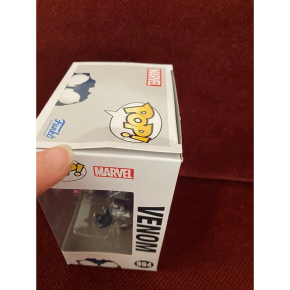 Funko Pop Venom - Picture 3 of 7